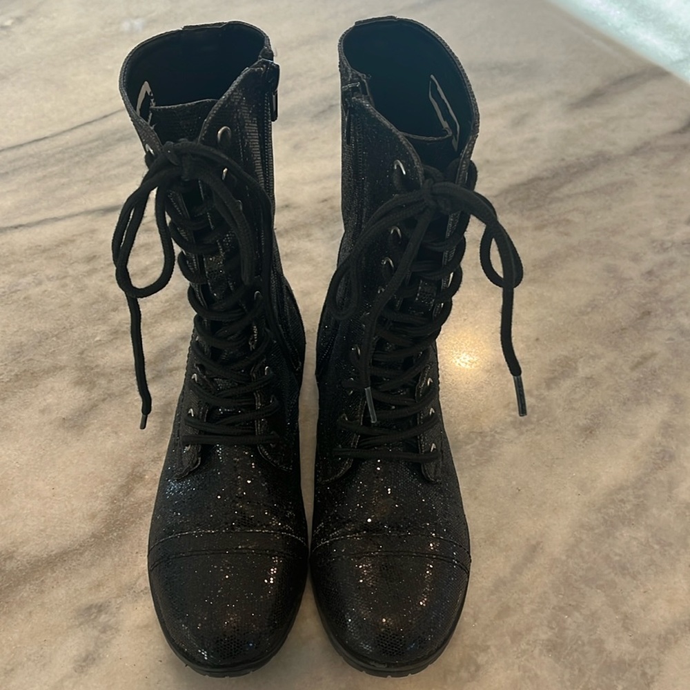 Balera Glittery Hip Hop Combat Boots, Size 4 - Picture 2 of 9